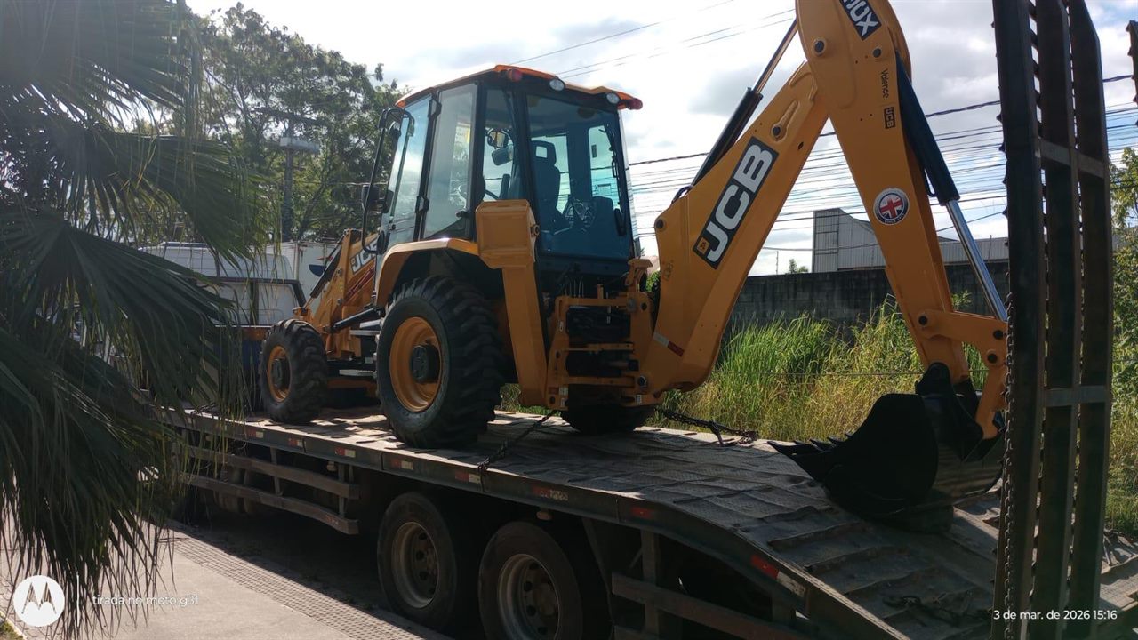 Imagem frontal da máquina